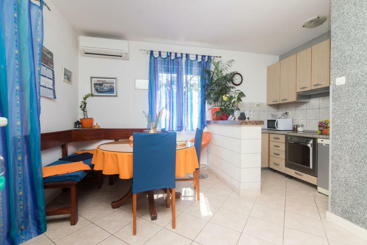 Apartments Jakov Mirce Kültér fotó