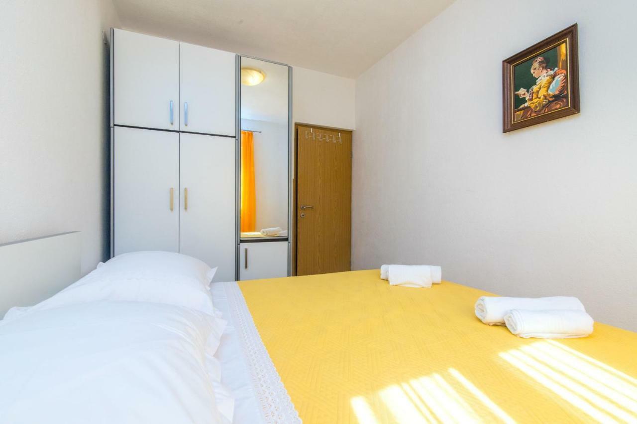 Apartments Jakov Mirce Kültér fotó