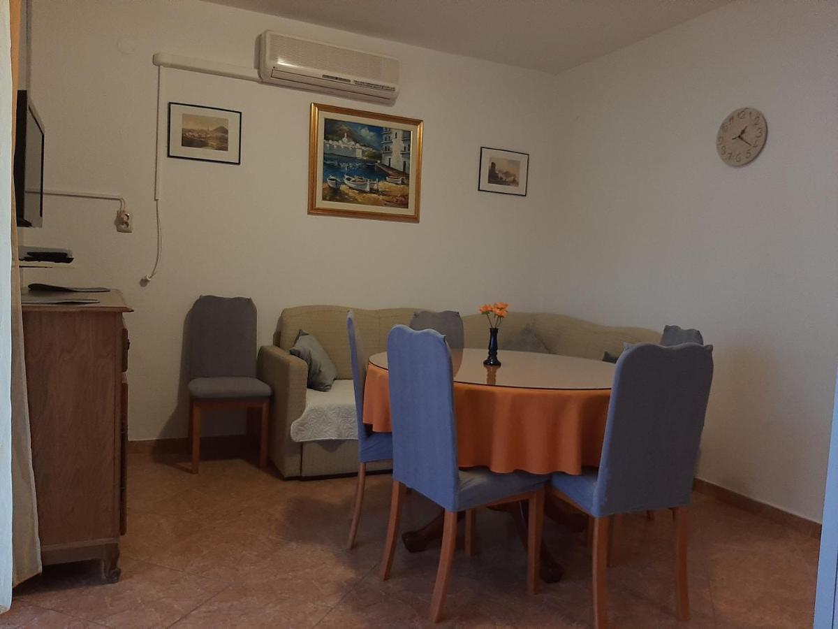 Apartments Jakov Mirce Kültér fotó